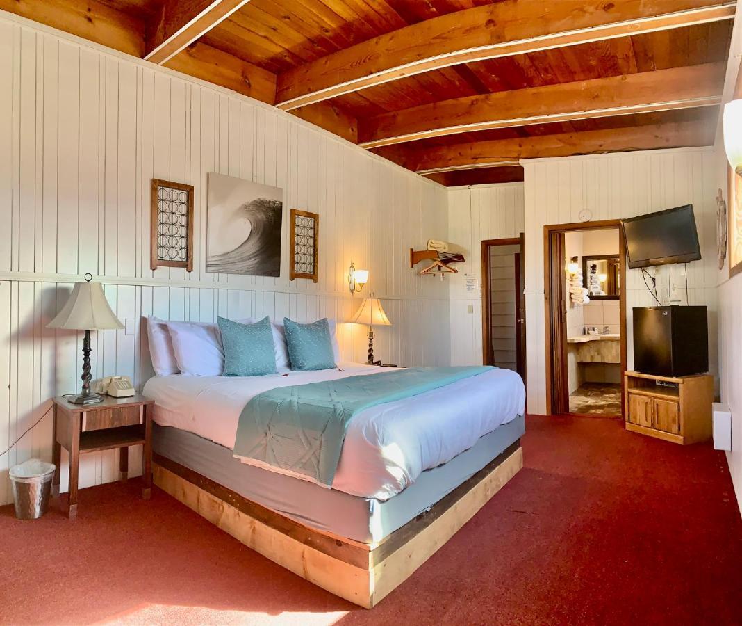 Breakers Boutique Inn Уестпорт Екстериор снимка